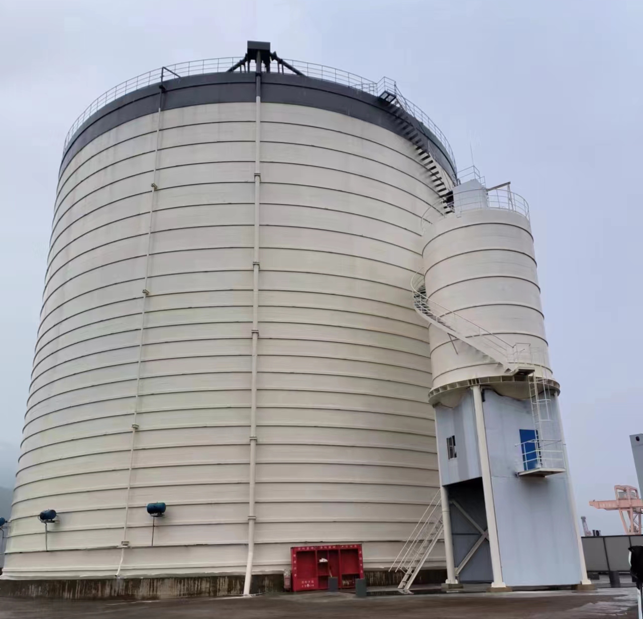 宝丰10万吨水泥钢板库